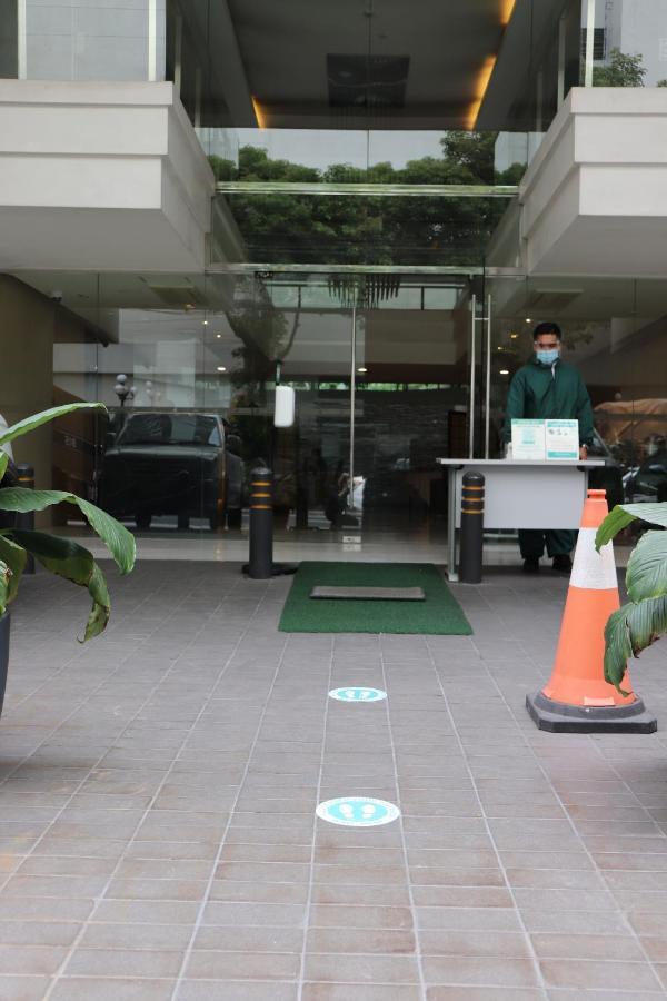 จินเจียง อินน์ - มากาตี  Makati City ภายนอก รูปภาพ